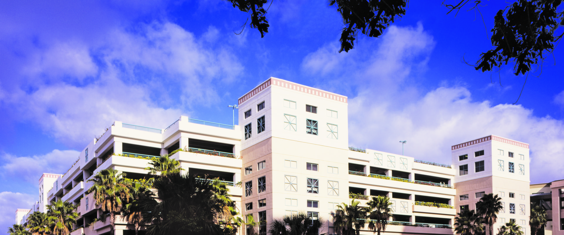 Palm Beach County Judicial Center Parking Garage - Weitz