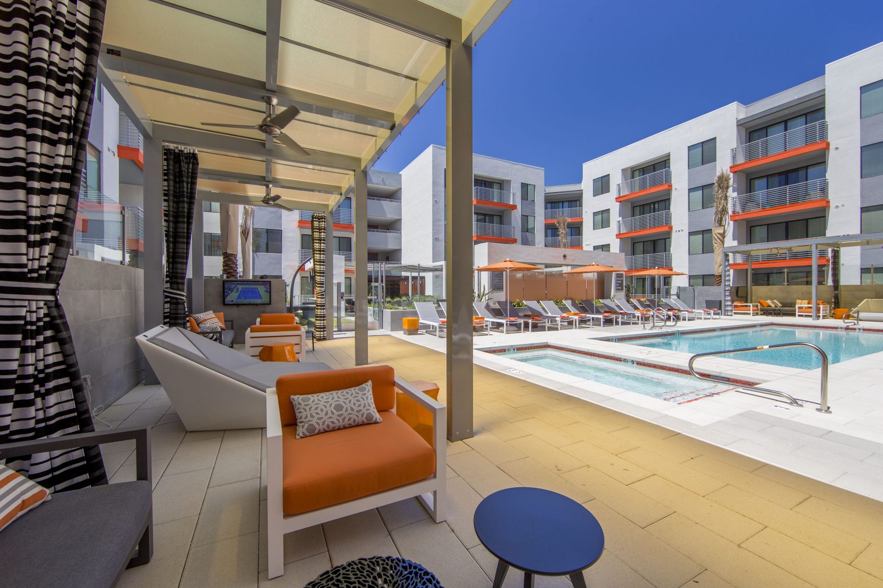 Grand Opening The TOMSCOT Luxury Community Apartments in Arizona Weitz