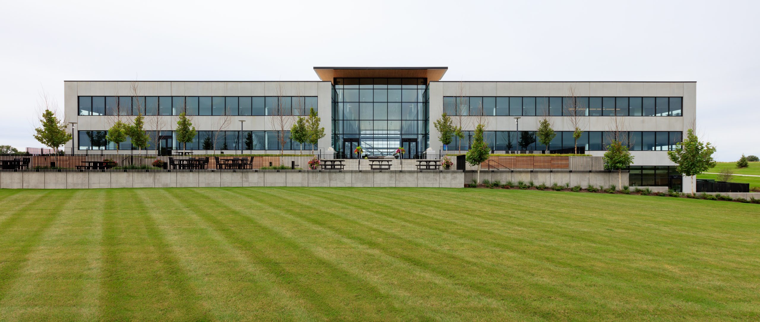 Holmes Murphy and Associates Corporate Headquarters - Weitz